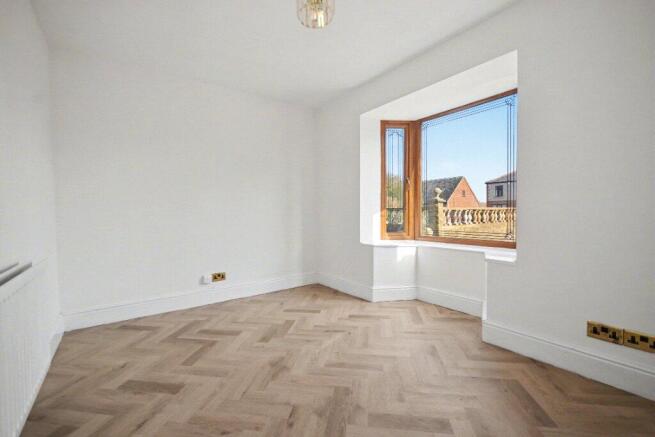 4 bed Detached for sale Image 7