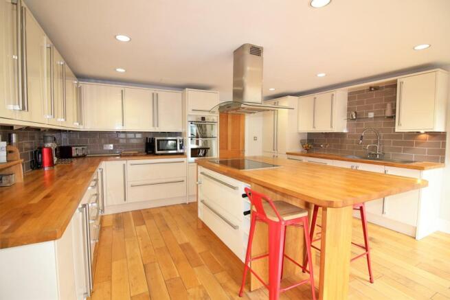 Kitchen / Breakfast