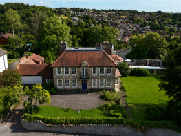14 Uplands, Grove Road, Lydney GL15 5JE