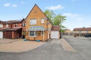 34, Bowlers Close, Festival Park, Stoke-on-trent ST6 3LR