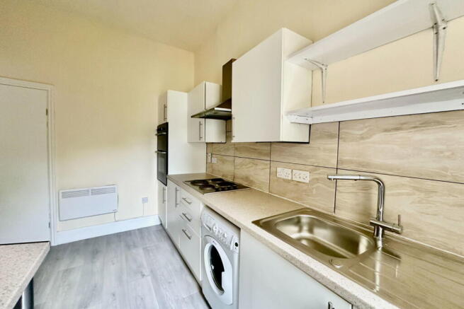 5 bed Block of Apartments for sale Image 12