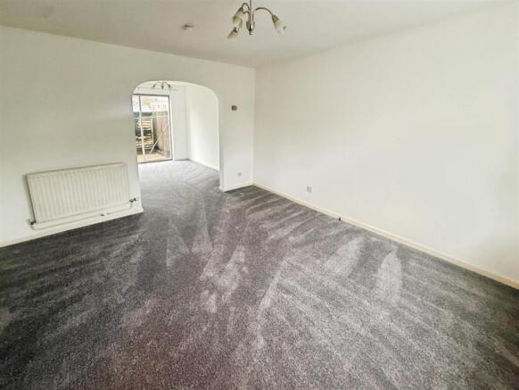 57707a82-Vallis 20Close 2010.jpg