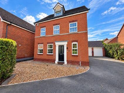 Turnbull Road, Fradley, Lichfield, WS13 8TB