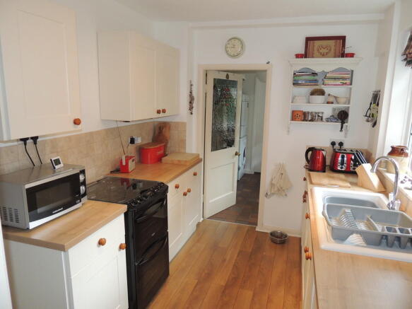 Photo 8