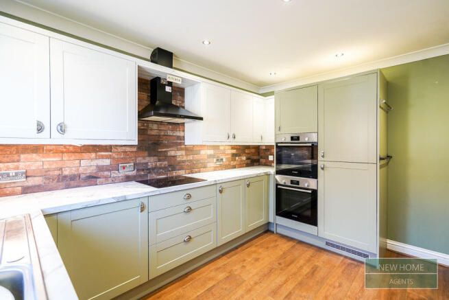 3 bed Terraced for sale Image 3