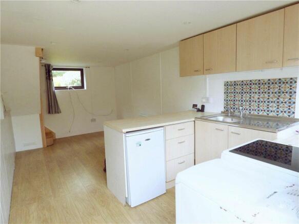 Kitchen Lounge