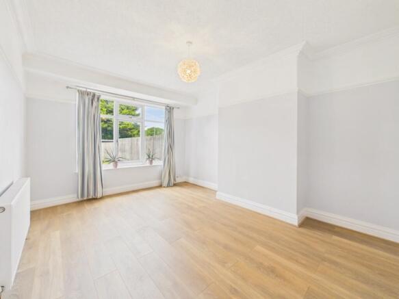 3 bed Semi-Detached for sale Image 7