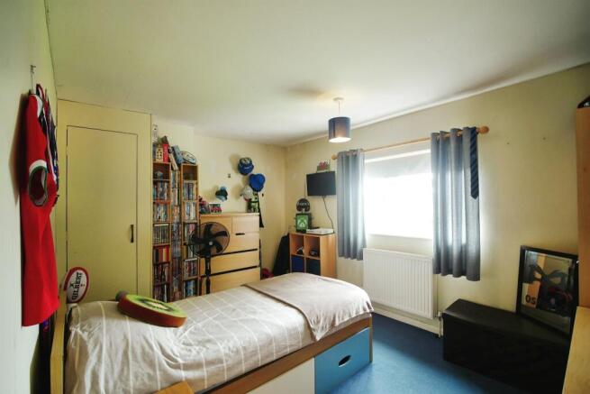 Photo 12