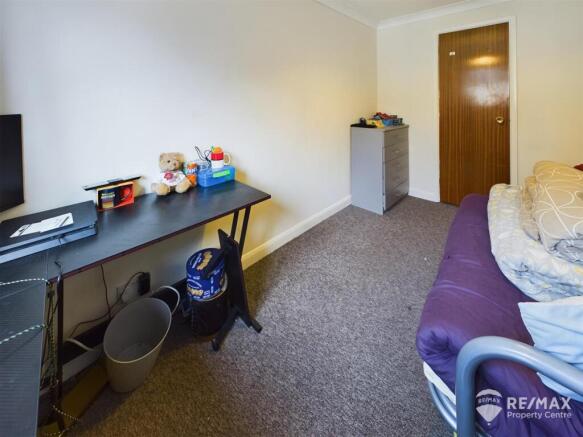 Bedroom 2 A (2).jpg
