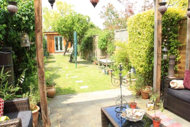 Photo 10