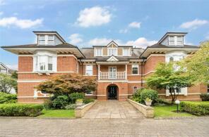 7, 12 Rothwell Dene, Milner Road, Bournemouth BH4 8AE