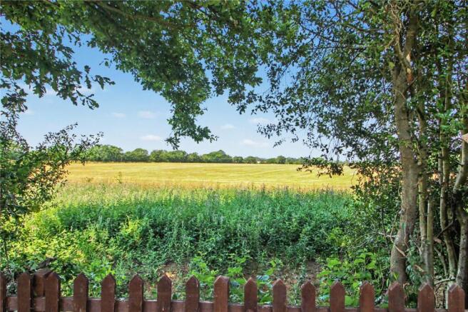 Limassol Road, Dereham, Norfolk, NR19 photo 4