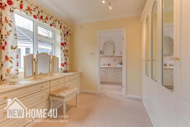 DRESSING AREA: