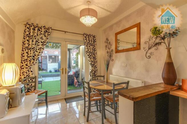 DINING AREA: