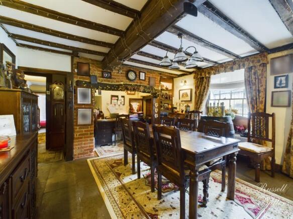 CAM02127G0-PR0167-STILL001