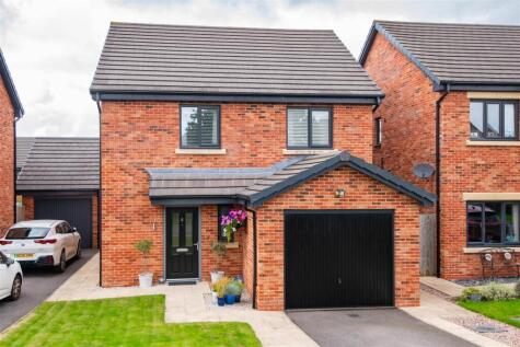 Elder Close, Leyland