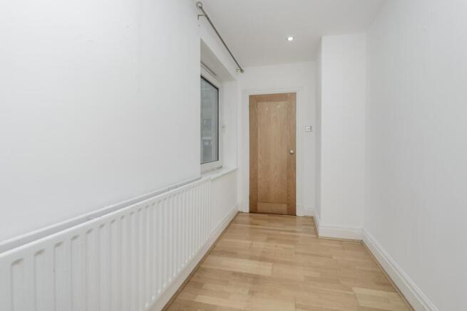 Warren House, Beckford Close, London W14 photo 3