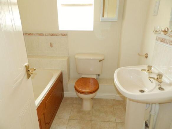 Family Bathroom 