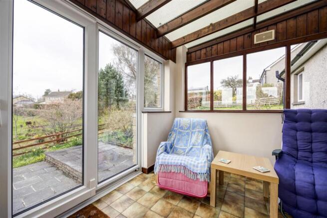 3 bed Detached Bungalow for sale Image 12
