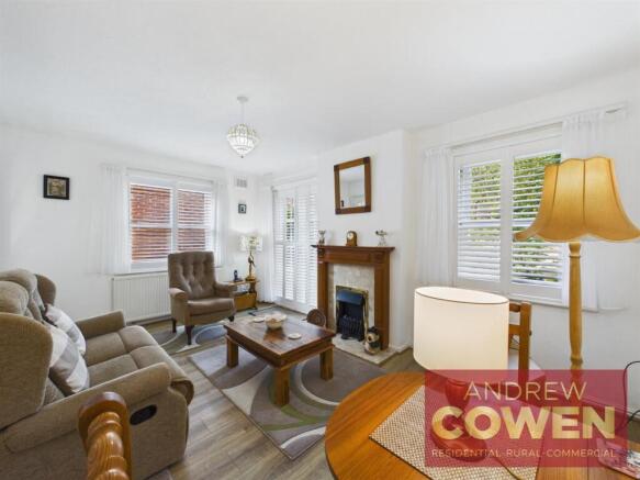 Strawberry Court, Scarborough photo 4