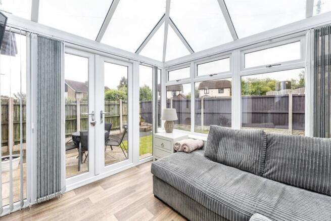 3 bed Semi-Detached for sale Image 4