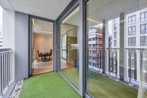 Flat 16, 13 Temple House, Arundel Street, London WC2R 3DX
