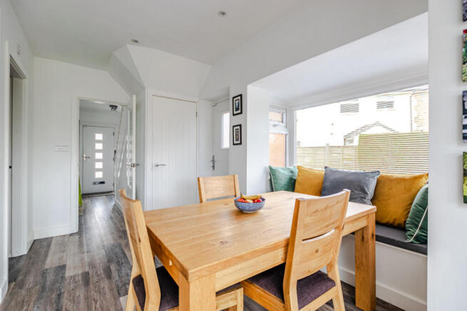 3 bed Semi-Detached for sale Image 10