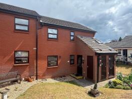 39, Preston Close, Bedford MK45 2QH