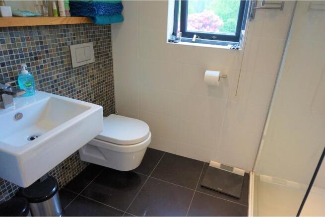 Master En-suite