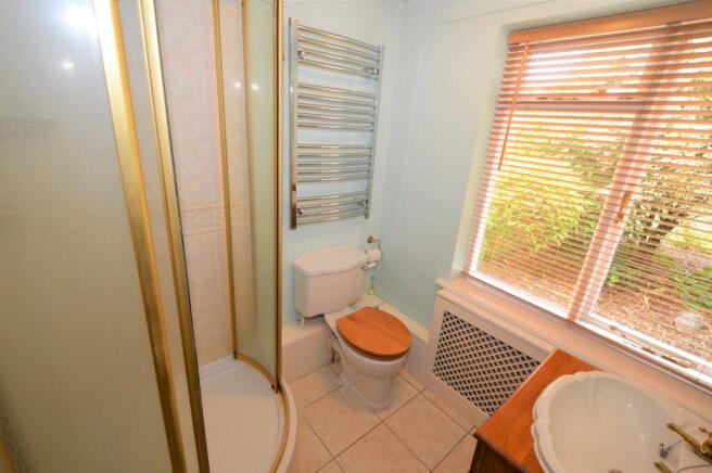 Bed 4 Ensuite