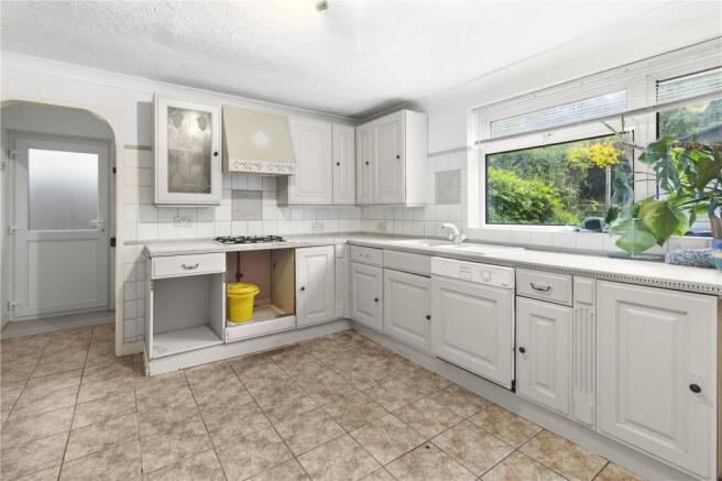 Vernon Road, Uckfield, East Sussex, TN22 photo 4