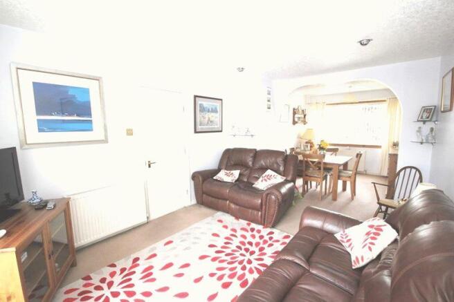 Lounge 2