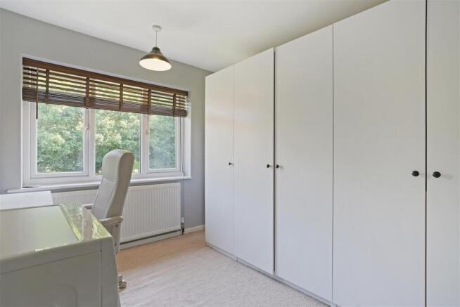 3 bed Semi-Detached for sale Image 10