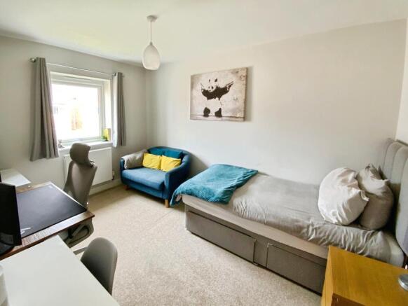 3 bed Semi-Detached for sale Image 9