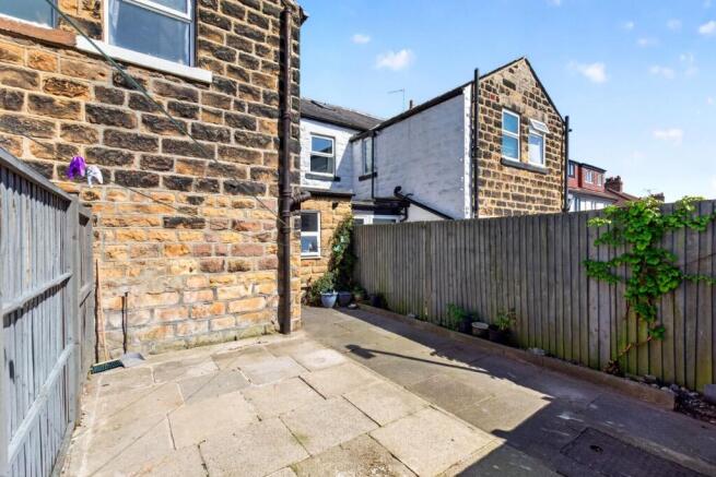 3 bed House for sale Image 7