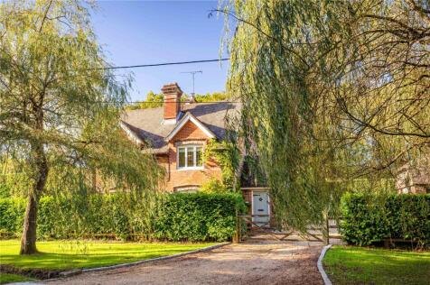 High Street Green, Chiddingfold, Godalming, Surrey, GU8