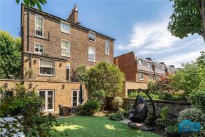 15, Priory Terrace, London NW6 4DG
