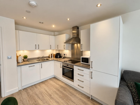 Modern Fitted Kitchen