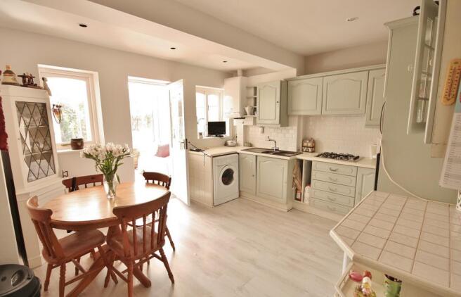 Dining Kitchen