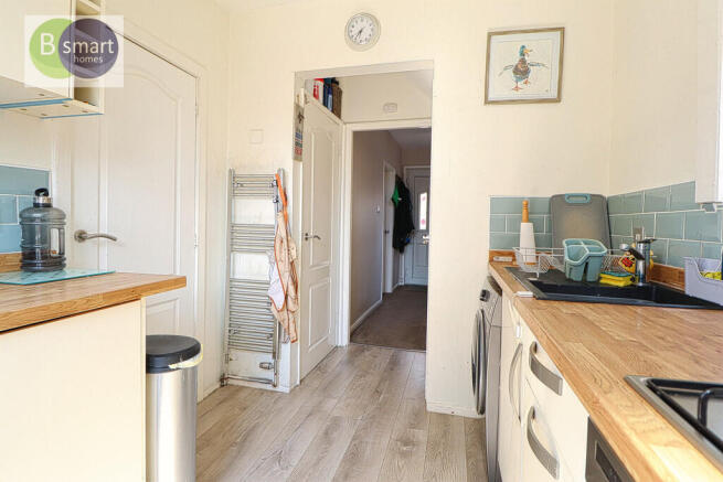 3 bed Semi-Detached for sale Image 5
