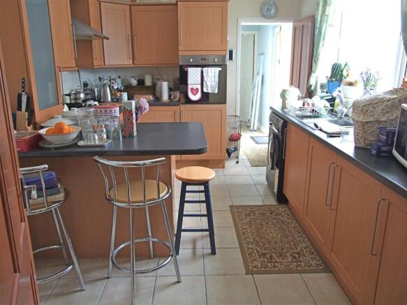 KITCHEN/DINER