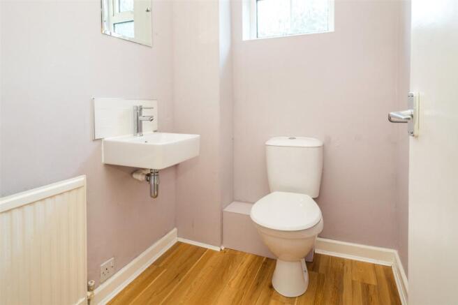 Cloakroom Wc