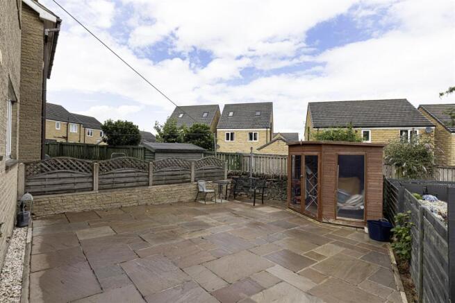 3 bed Detached for sale Image 4