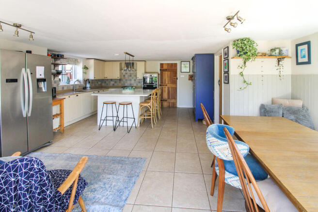 Kitchen/Dining Room