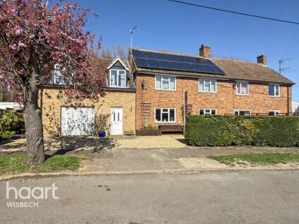 Hall Bridge Road, Upwell