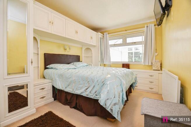 2 bed Semi-Detached Bungalow for sale Image 11