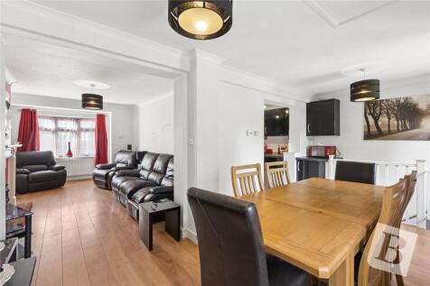Bruce Avenue, Hornchurch, RM12