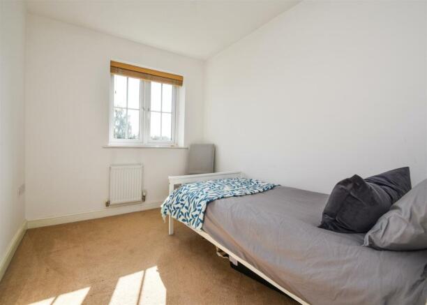 4 The Limes - Bedroom 3.jpg