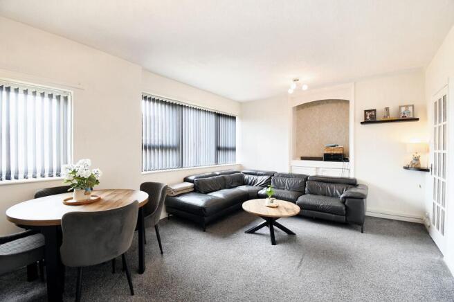 Argosy Drive, Eccles, M30 photo 4