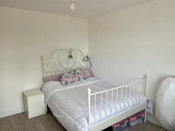 3 bed Detached for sale Image 11